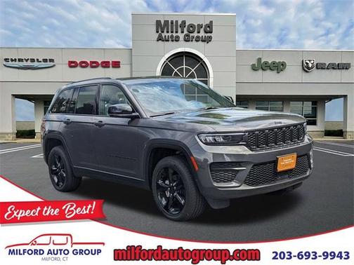 2024 Jeep Grand Cherokee Laredo