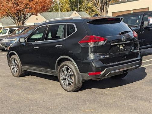 2020 Nissan Rogue SV