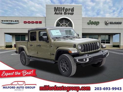 2026 Jeep Gladiator Sport