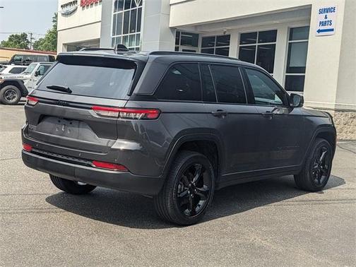2023 Jeep Grand Cherokee Altitude