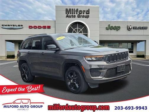 2023 Jeep Grand Cherokee Altitude