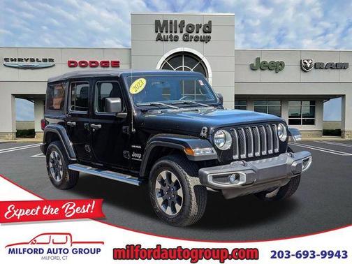 Black Clearcoat 2023 Jeep Wrangler Sahara