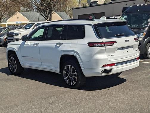 2022 Jeep Grand Cherokee L Overland