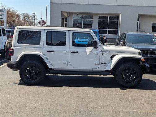 2021 Jeep Wrangler Unlimited Sahara Altitude