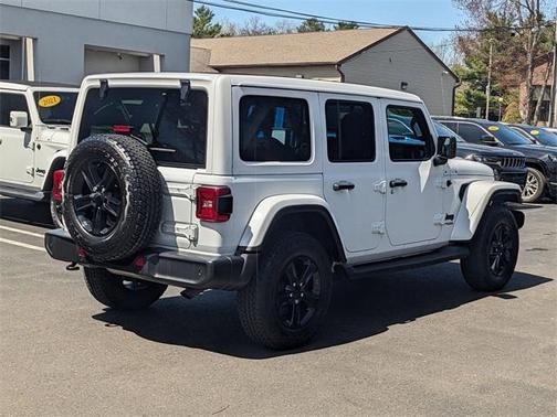 2021 Jeep Wrangler Unlimited Sahara Altitude