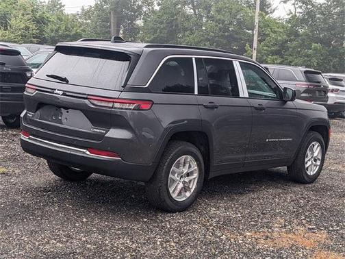 2025 Jeep Grand Cherokee Laredo X