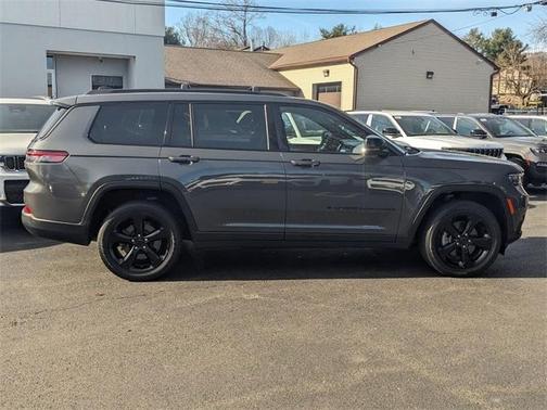2021 Jeep Grand Cherokee L Laredo