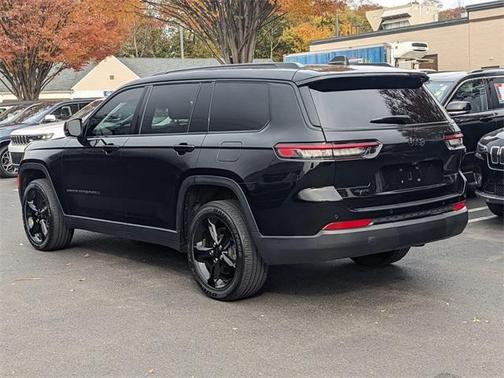 2023 Jeep Grand Cherokee L Laredo