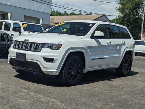 2022 Jeep Grand Cherokee WK Laredo