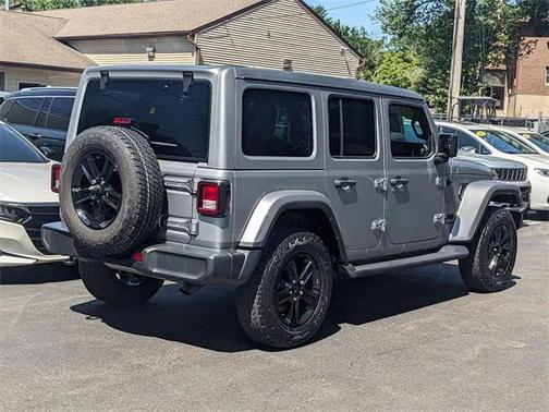 2021 Jeep Wrangler Unlimited Sahara Altitude 4x4