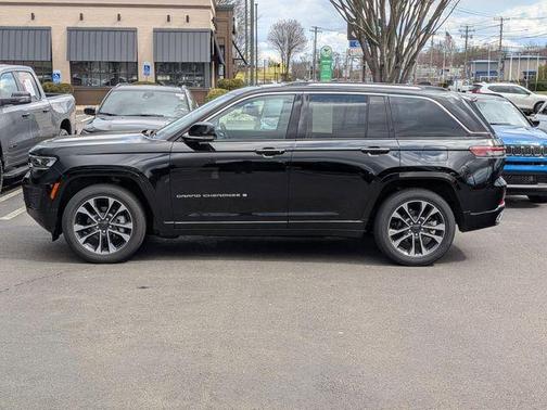 2023 Jeep Grand Cherokee Overland