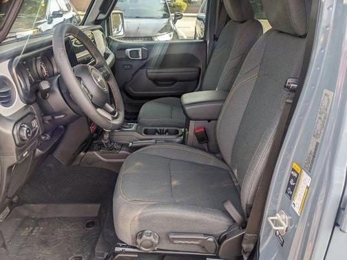 2024 Jeep Gladiator Sport