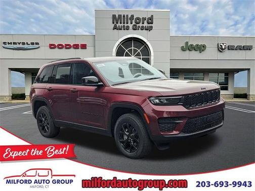 2025 Jeep Grand Cherokee Laredo