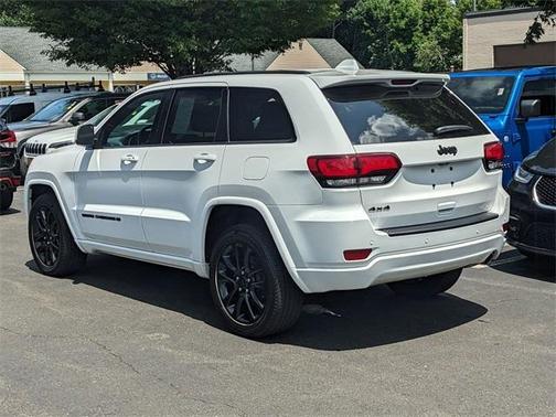 2022 Jeep Grand Cherokee WK Laredo