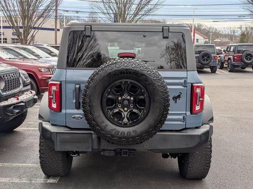 Azure Gray Metallic 2023 Ford Bronco