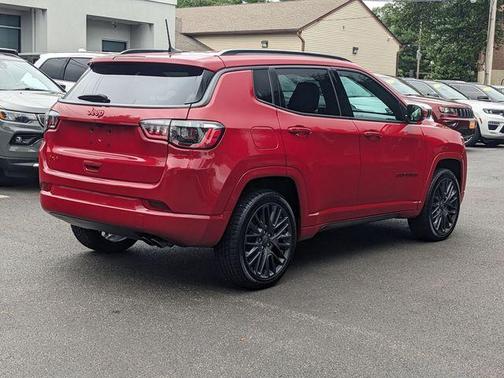 2022 Jeep Compass Altitude
