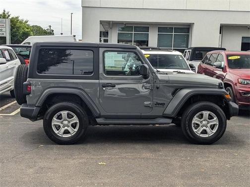 2022 Jeep Wrangler Sport
