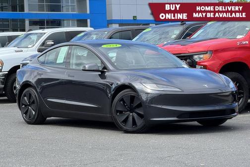 Pearl White Multi-Coat 2024 Tesla Model 3 Long Range