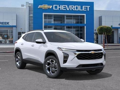 Summit White 2026 Chevrolet Trax LT