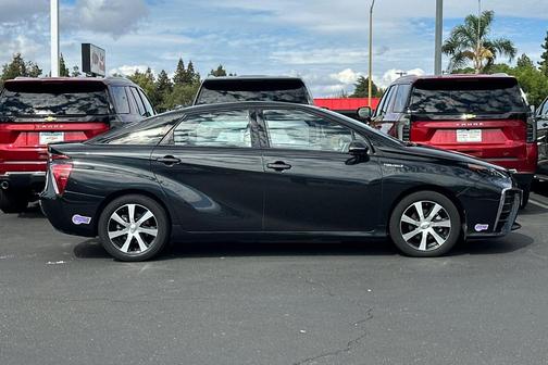 2018 Toyota Mirai Base