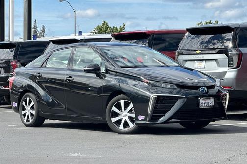 2018 Toyota Mirai Base