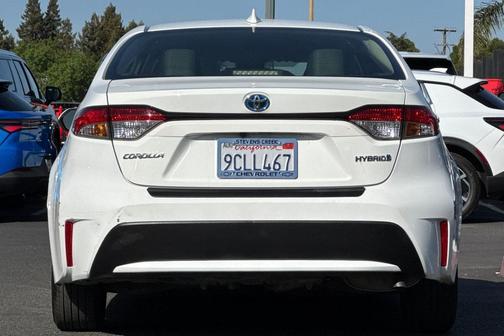 2022 Toyota Corolla Hybrid LE