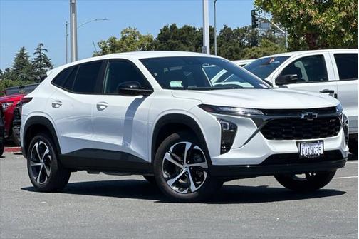 2025 Chevrolet Trax FWD 1RS