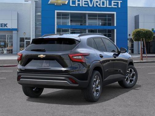 Mosaic Black Metallic 2026 Chevrolet Trax LT