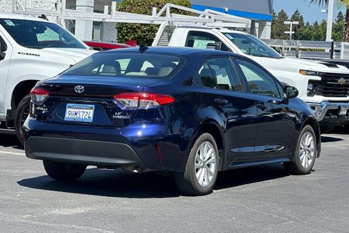 2023 Toyota Corolla Hybrid LE