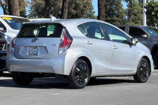 Classic Silver Metallic 2015 Toyota Prius c One