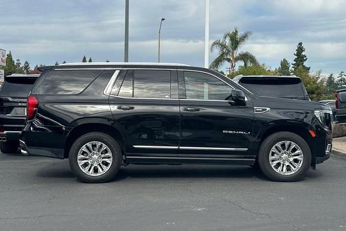 2022 GMC Yukon Denali