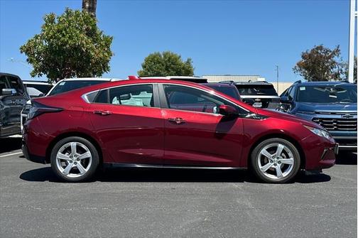 2017 Chevrolet Volt LT