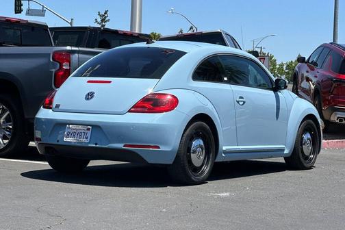 Denim Blue 2014 Volkswagen Beetle 1.8T