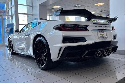 Arctic White 2026 Chevrolet Corvette Z06