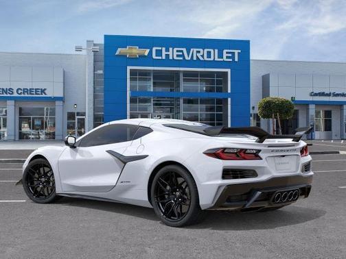 Arctic White 2026 Chevrolet Corvette Z06