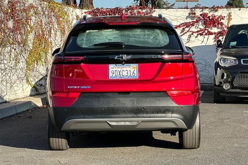 2023 Chevrolet Bolt EUV FWD LT