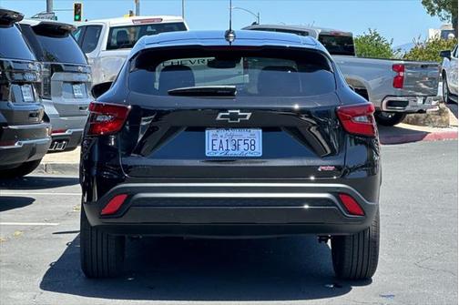 2025 Chevrolet Trax FWD 1RS
