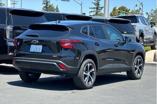 2025 Chevrolet Trax FWD 1RS