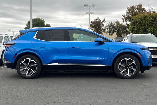 Riptide Blue Metallic 2025 Chevrolet Equinox EV LT
