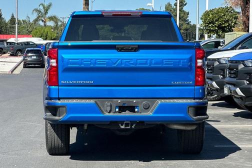 2022 Chevrolet Silverado 1500 Custom