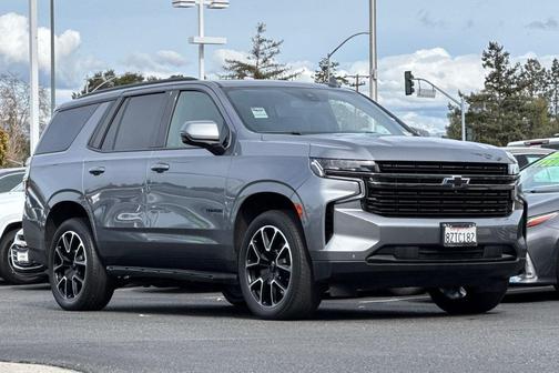 2022 Chevrolet Tahoe 4WD RST