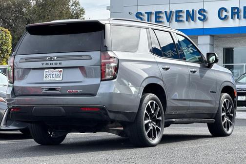 2022 Chevrolet Tahoe 4WD RST