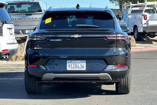 2025 Chevrolet Equinox EV LT