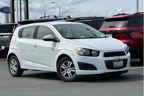 2016 Chevrolet Sonic LT