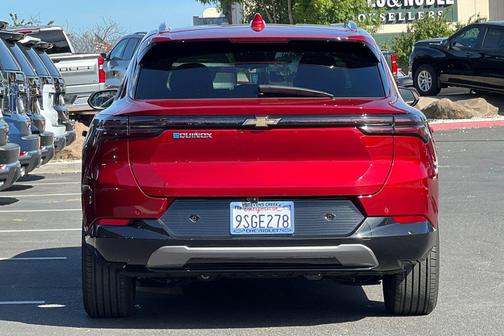 2025 Chevrolet Equinox EV LT