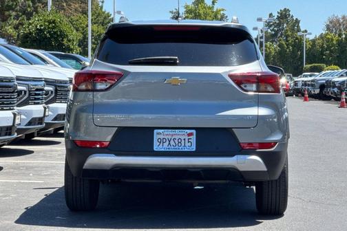 Sterling Gray Metallic 2024 Chevrolet Trailblazer LT