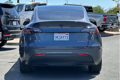 2023 Tesla Model Y Long Range Dual Motor All-Wheel Drive
