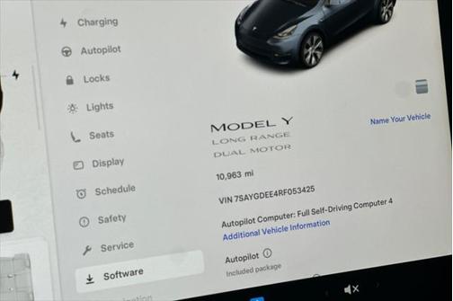 2024 Tesla Model Y Long Range Dual Motor All-Wheel Drive