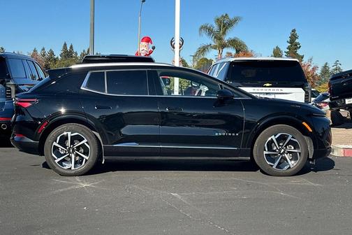 2025 Chevrolet Equinox EV LT