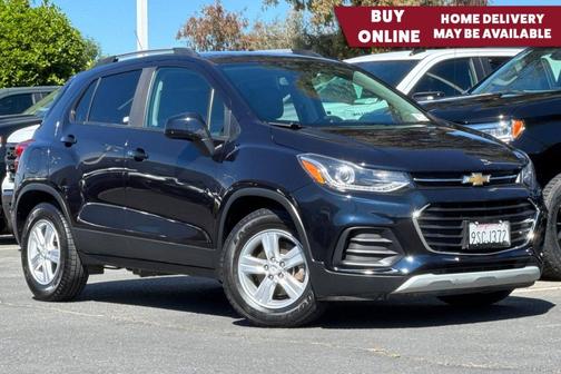 Midnight Blue Metallic 2021 Chevrolet Trax LT